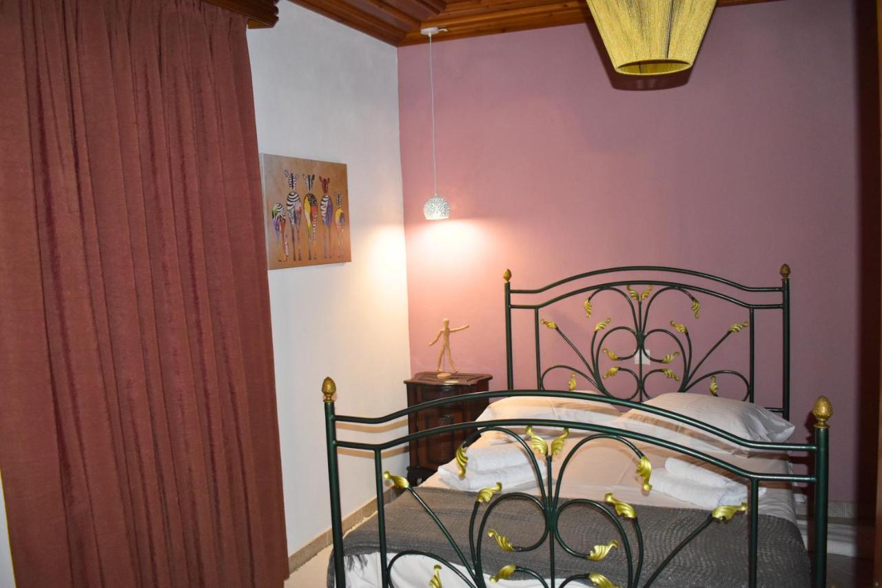 Mikros Prinos Lila'S Guest House מראה חיצוני תמונה
