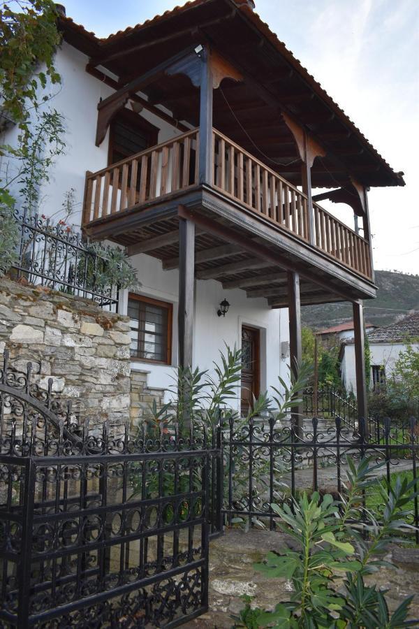 Mikros Prinos Lila'S Guest House מראה חיצוני תמונה